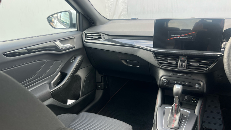 Ford Focus 1.0 EcoBoost Hybrid mHEV 155 ST-Line X Ed 5dr Auto Petrol Hatchback